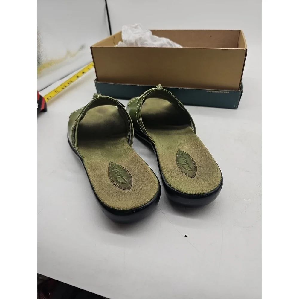Clarks add pop